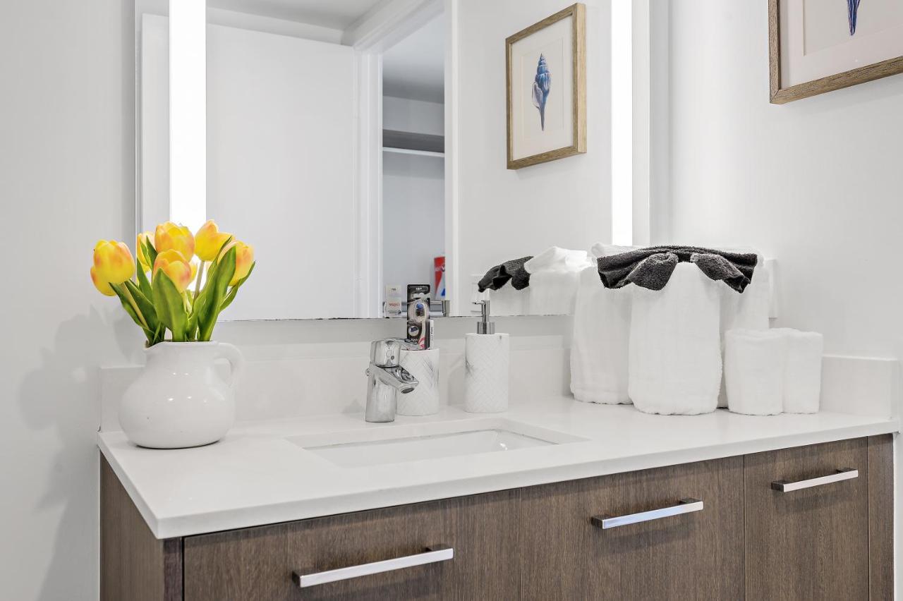 Experience The Perfect Miami Life!! Centrally Located Luxury Condo! Exterior photo